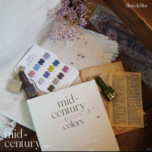 Load image into Gallery viewer, Blanc de Bleu Gel Polish